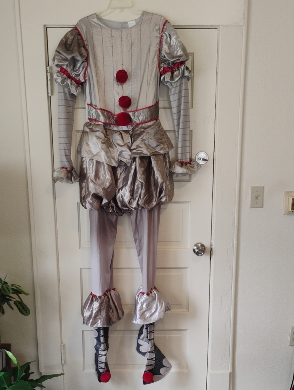 It Vintage Clown Costume Stephen King Halloween Includeds Mask One Size Adult